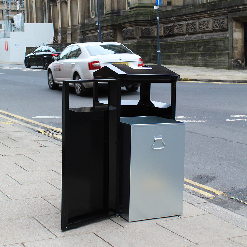 Garbage / Trash Bin