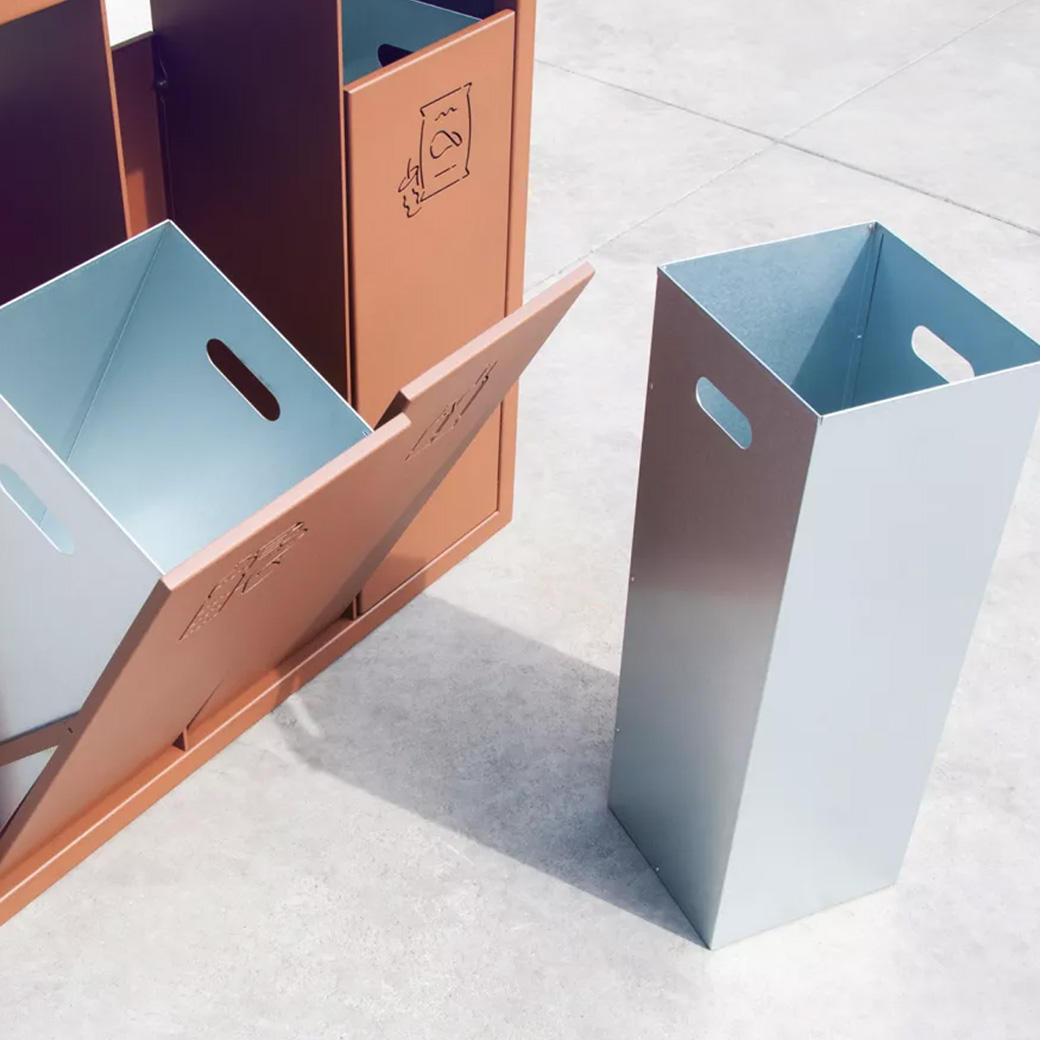 Garbage / Trash Bin