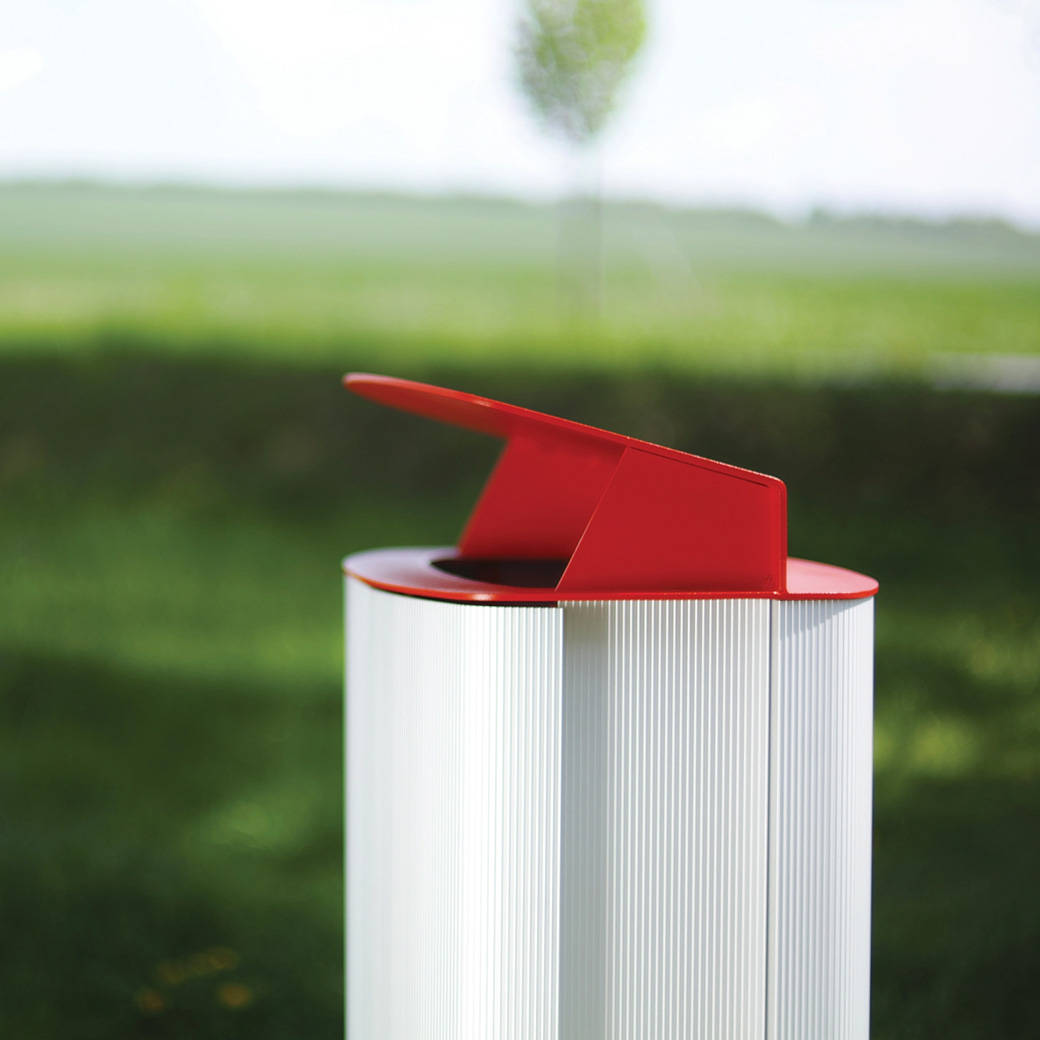 Garbage / Trash Bin