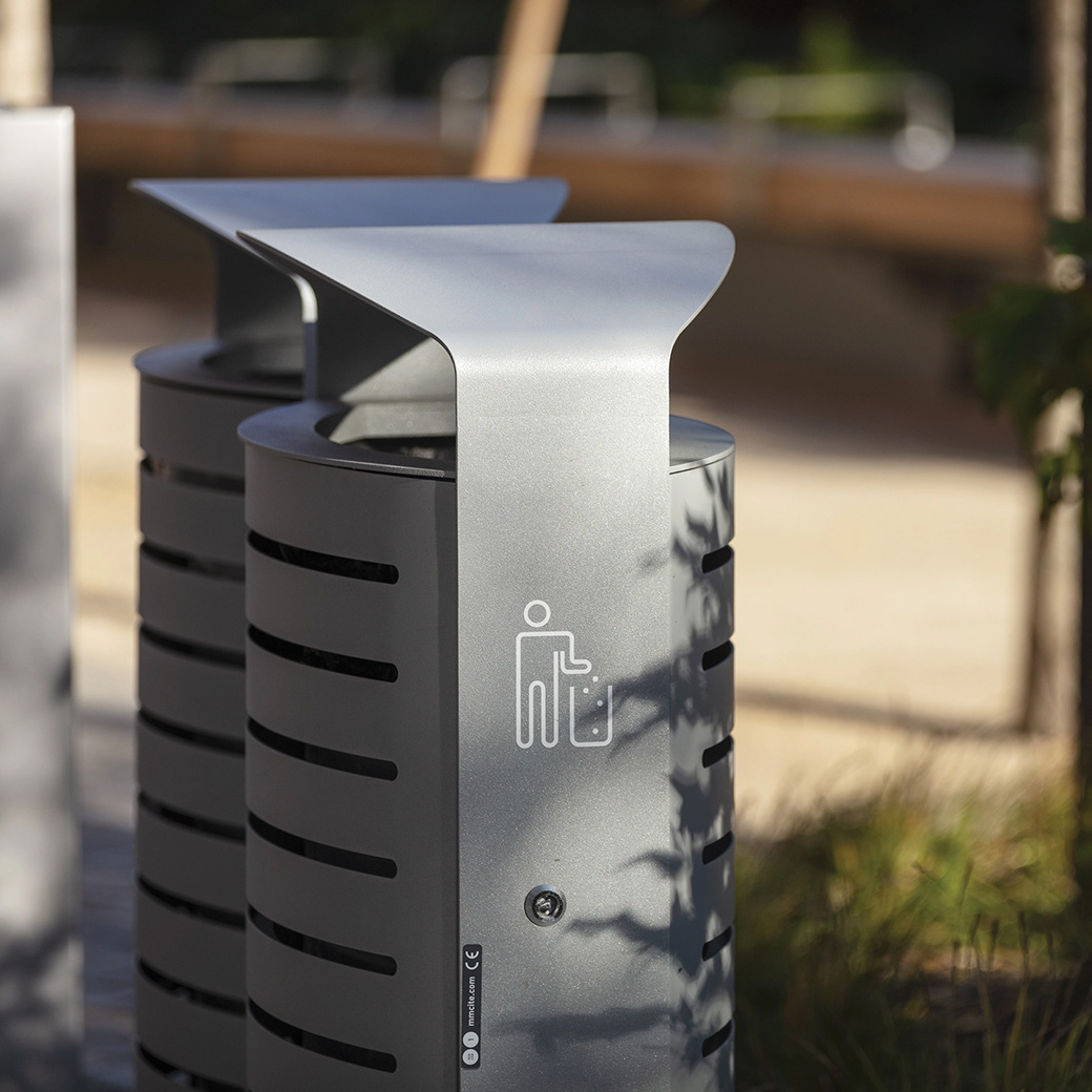 Garbage / Trash Bin