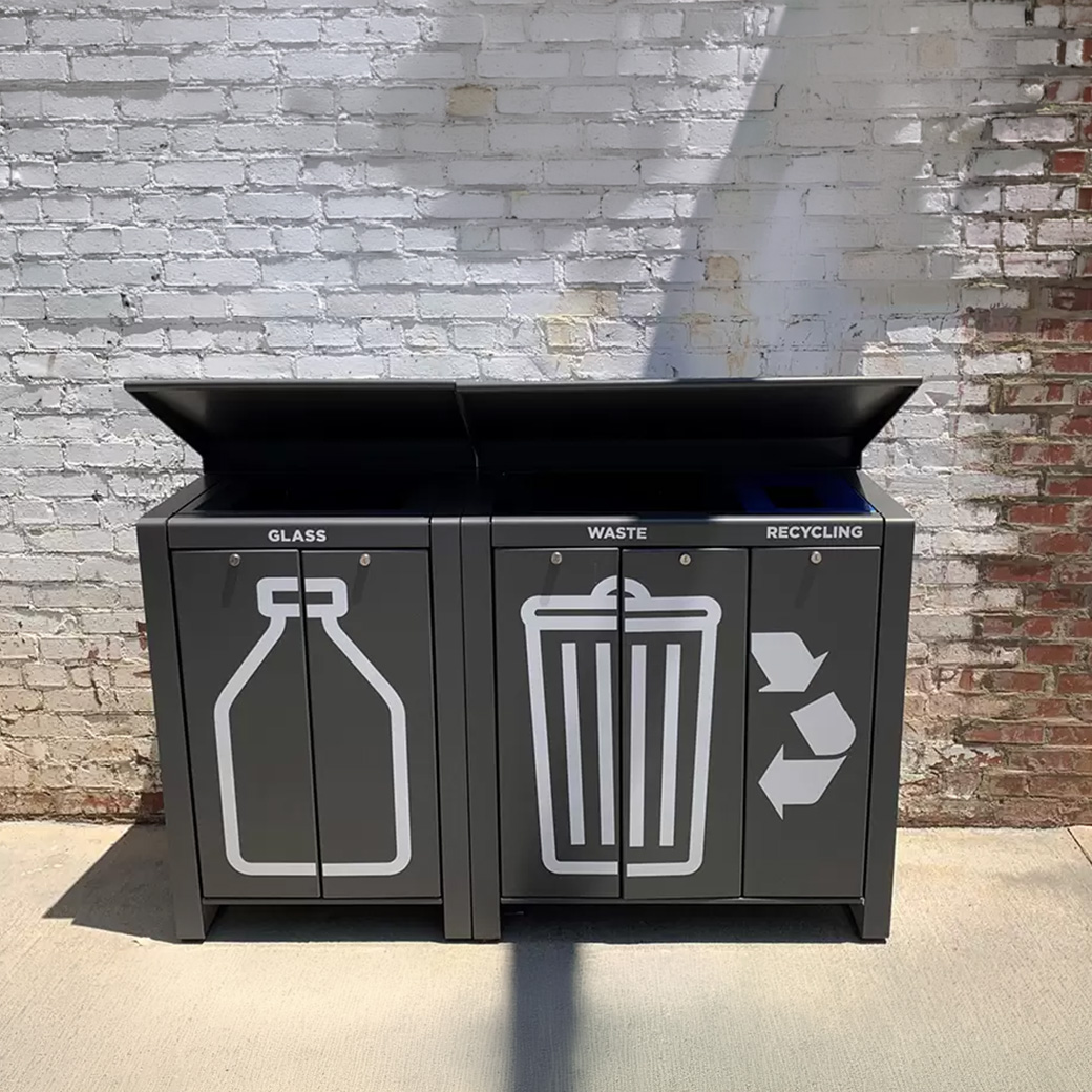 Garbage / Trash Bin