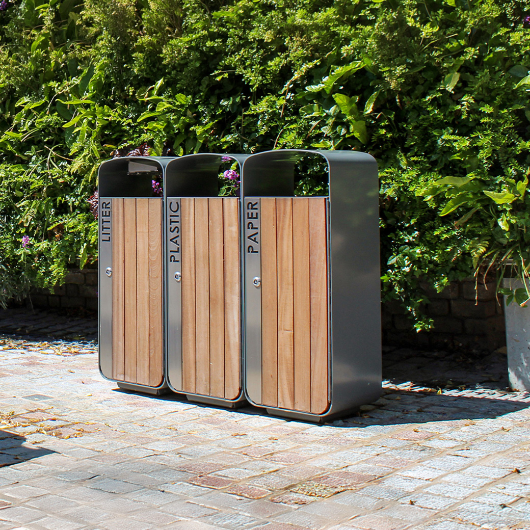 Garbage / Trash Bin