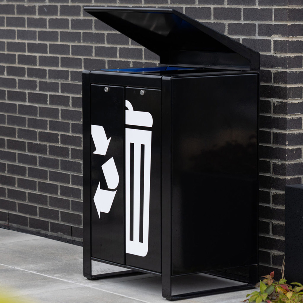 Garbage / Trash Bin