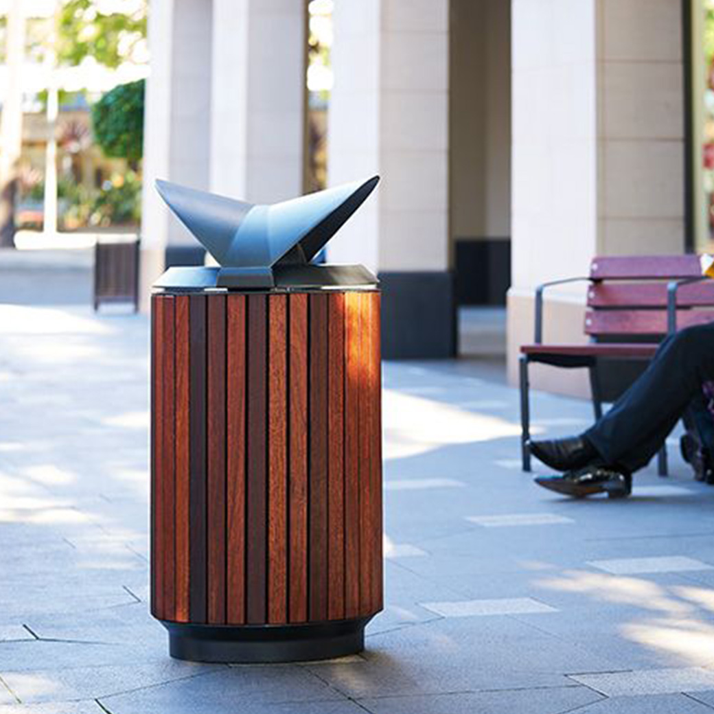 Garbage / Trash Bin