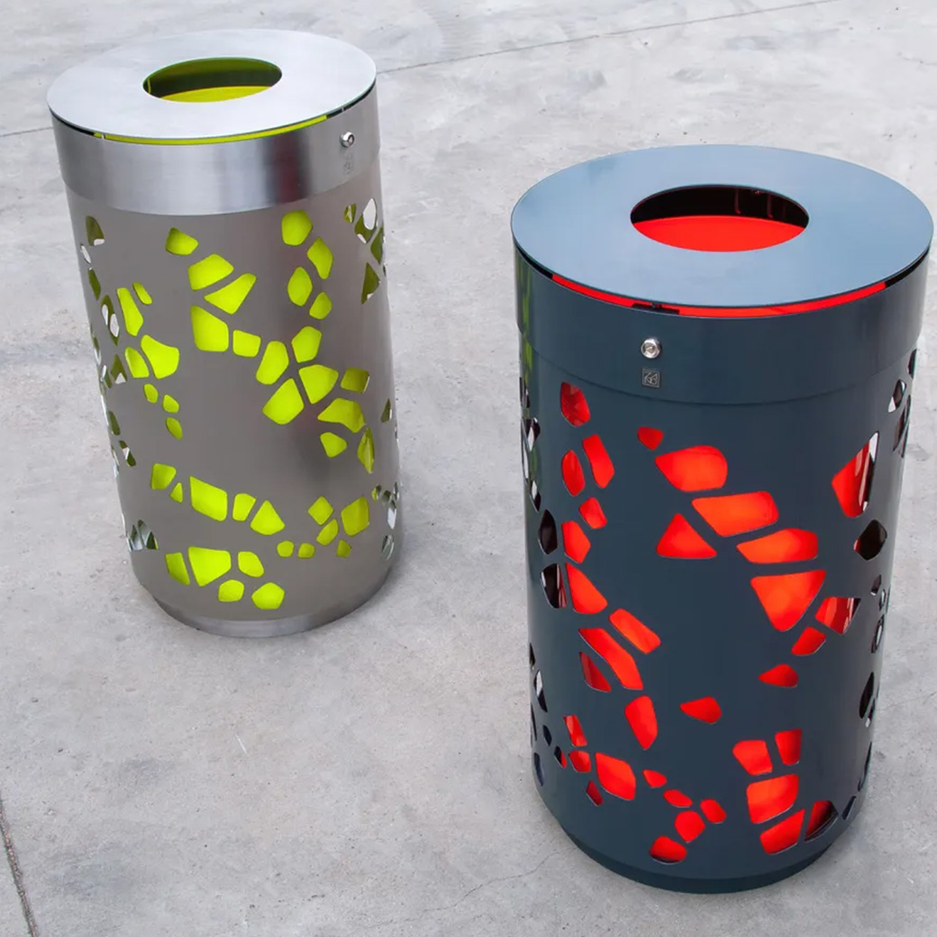 Garbage / Trash Bin